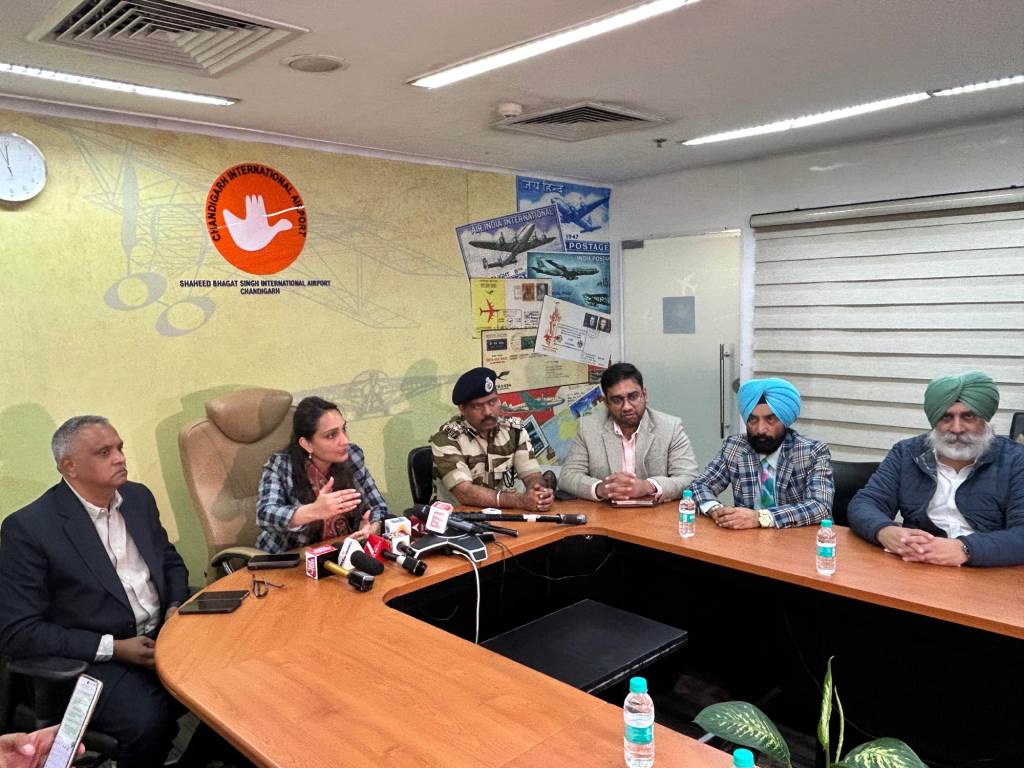 Punjab Government takes steps to ensure passengers do not face any difficulties at Shaheed Bhagat Singh International Airport Control Room set up for passenger convenience